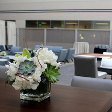 Load image into Gallery viewer, Restaurant & Bar - The Blooming Idea