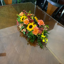 Load image into Gallery viewer, Thanksgiving Centerpiece

